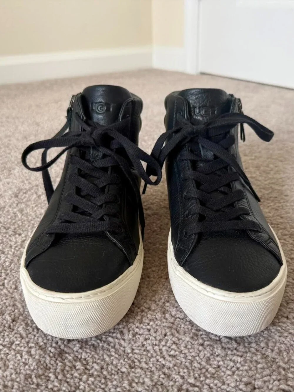 Lightly Used Ugg Blaney High Top Black Leather Sneakers Womens Sz 8